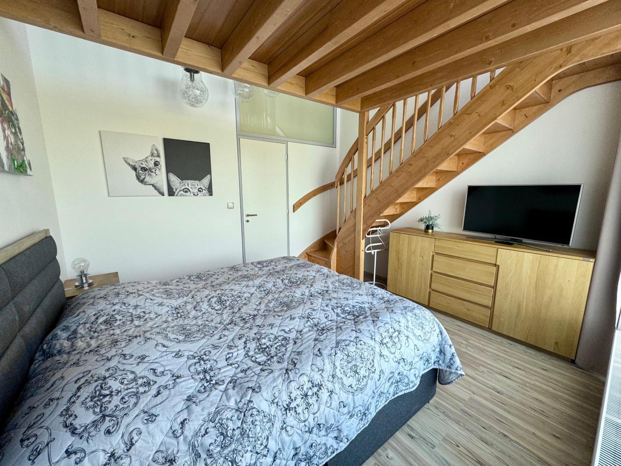 Miky Apartman Klinovec Garden Лоучна-под-Клиновцем Экстерьер фото